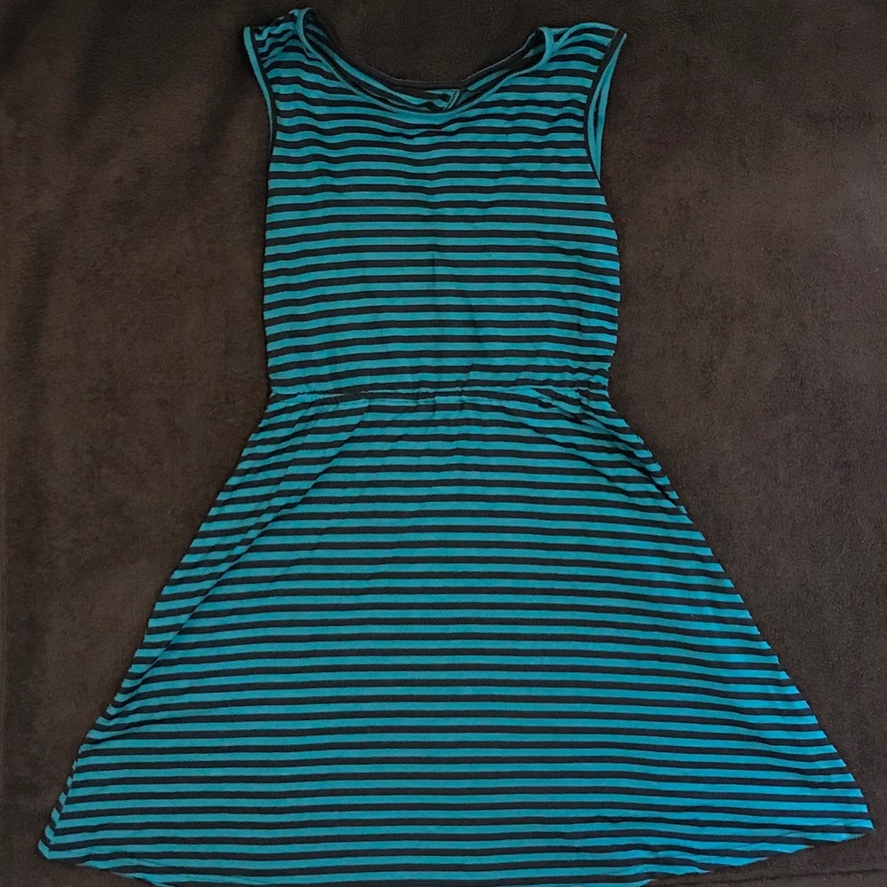 Green/Black Striped Dress w/Keyhole Back